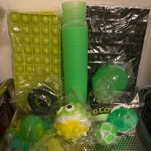 12 Piece Fidget Bundle